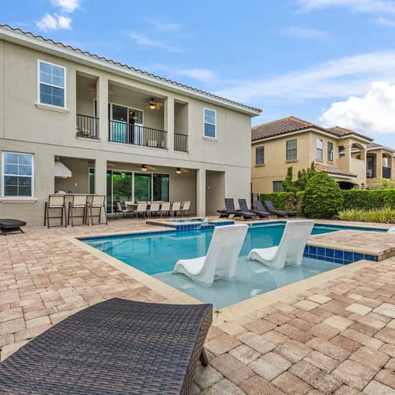 RC081P Fairway Majesty Manor - Image 1