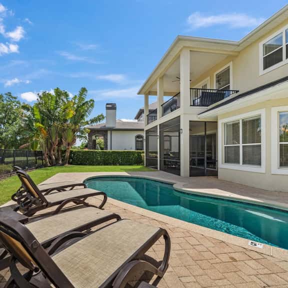 OG427C Homestead Laurel - Image 1