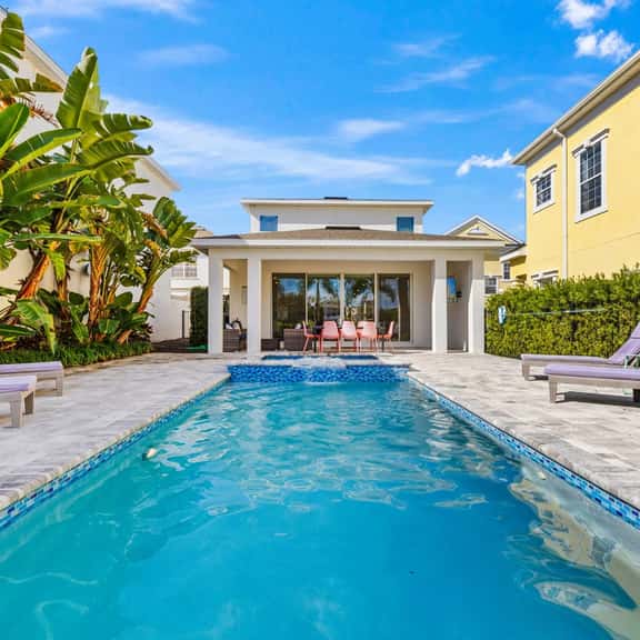 LC517T The Chic Abode at Liberty Bluff - Image 1
