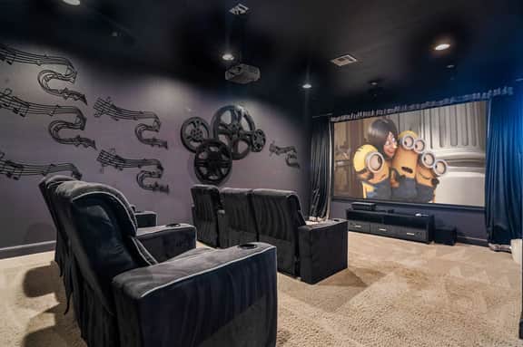 OM205S Homestead Hideaway - Image 2