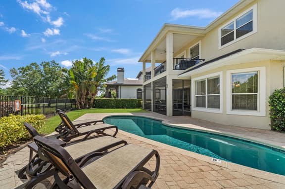 OG427C Homestead Laurel - Image 1